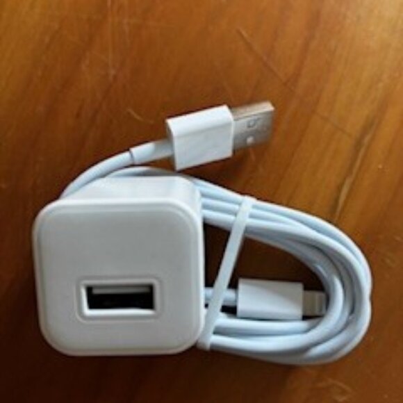 Iphone Charger and cord, fits Iphone 6, 7 and 8. Brand New! - Picture 4 of 6